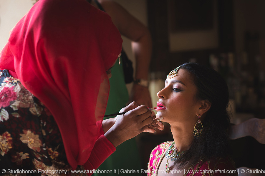 011-getting-ready-bride