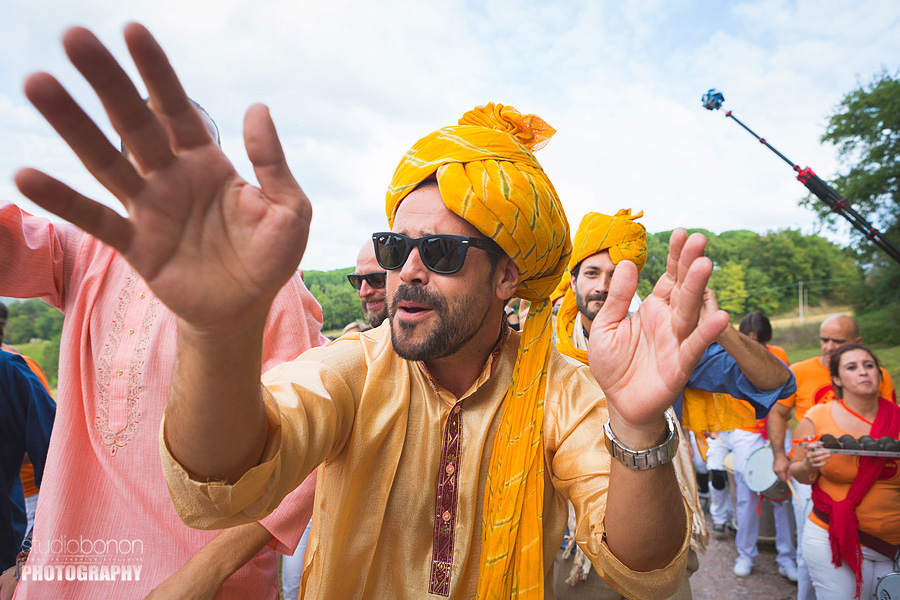 040-baraat-swagat-bolly-wedding-in-umbria-indian