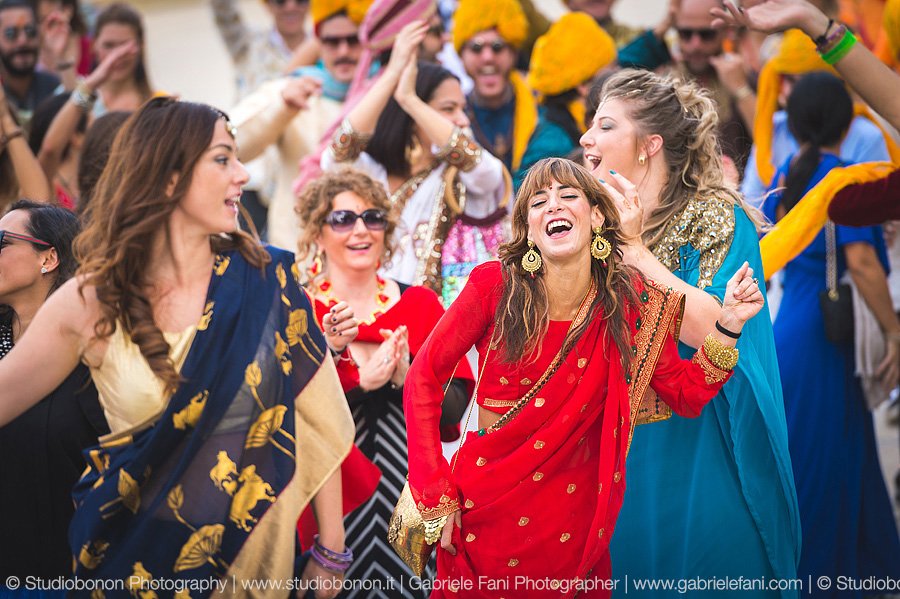 047-baraat-swagat-bolly-wedding-in-umbria-indian