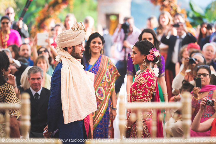 101-indian-bridegroom-ceremony-first-look-emotion-tears