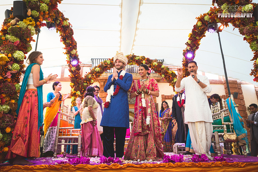 124-stunning-bolly-indian-wedding-in-solfagnano-castle-perugia