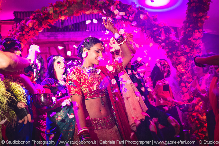 161-epic-wedding-party-in-solfagnano-castle-perugia