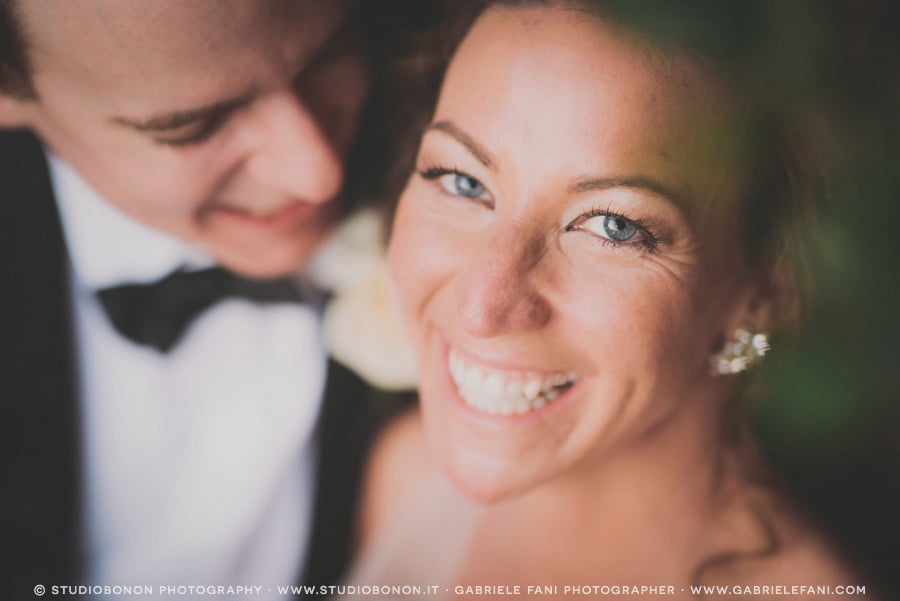 046-bride-and-groom-in-love-elopement-in-florence