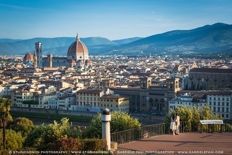 018-engagement-sunrise-at-florence-piazzale-michelagiolo-view-old-bridge