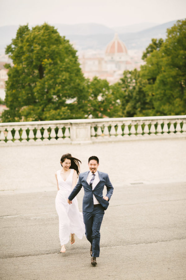 Romantic engagement photo in Florence, Tuscany