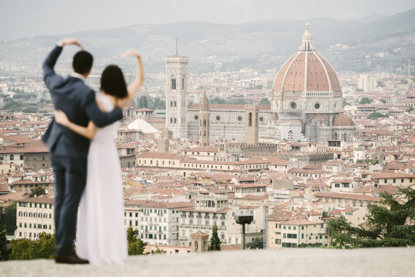 Romantic engagement photo in Florence, Tuscany