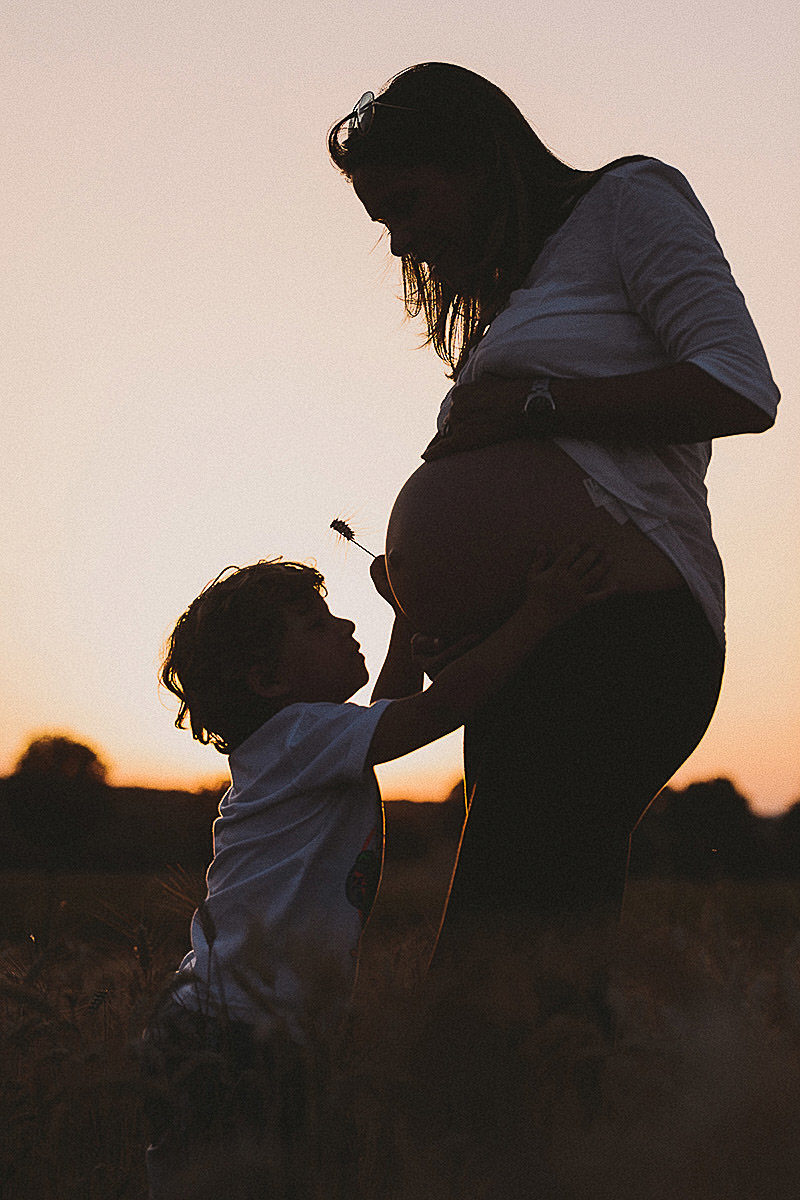 Tuscany countryside vacation photographer Gabriele Fani available for family photo session.