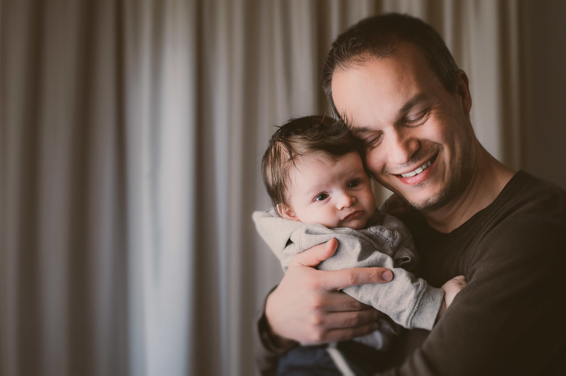 Gorgeous and genuine emotional moment in this family portrait