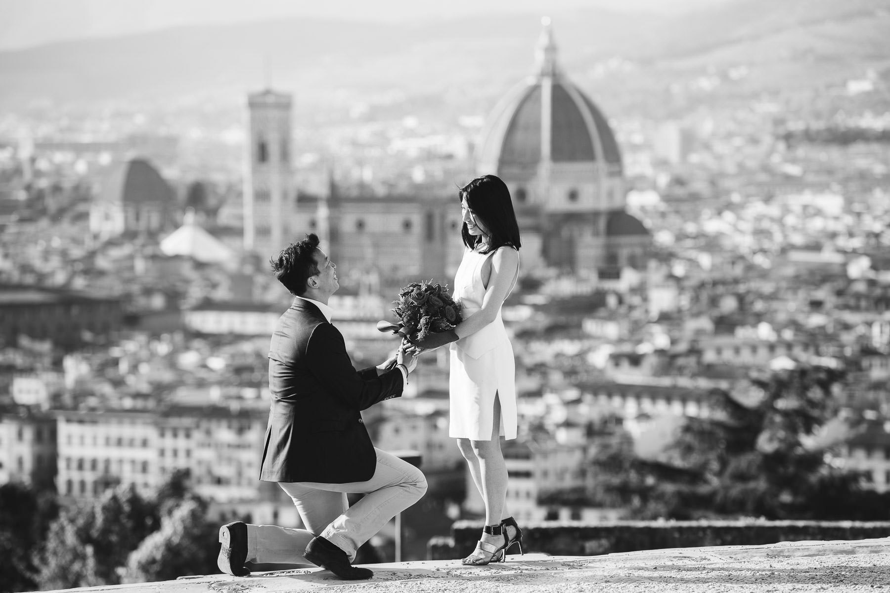 Get her to say Yes with a romantic surprise proposal in Florence