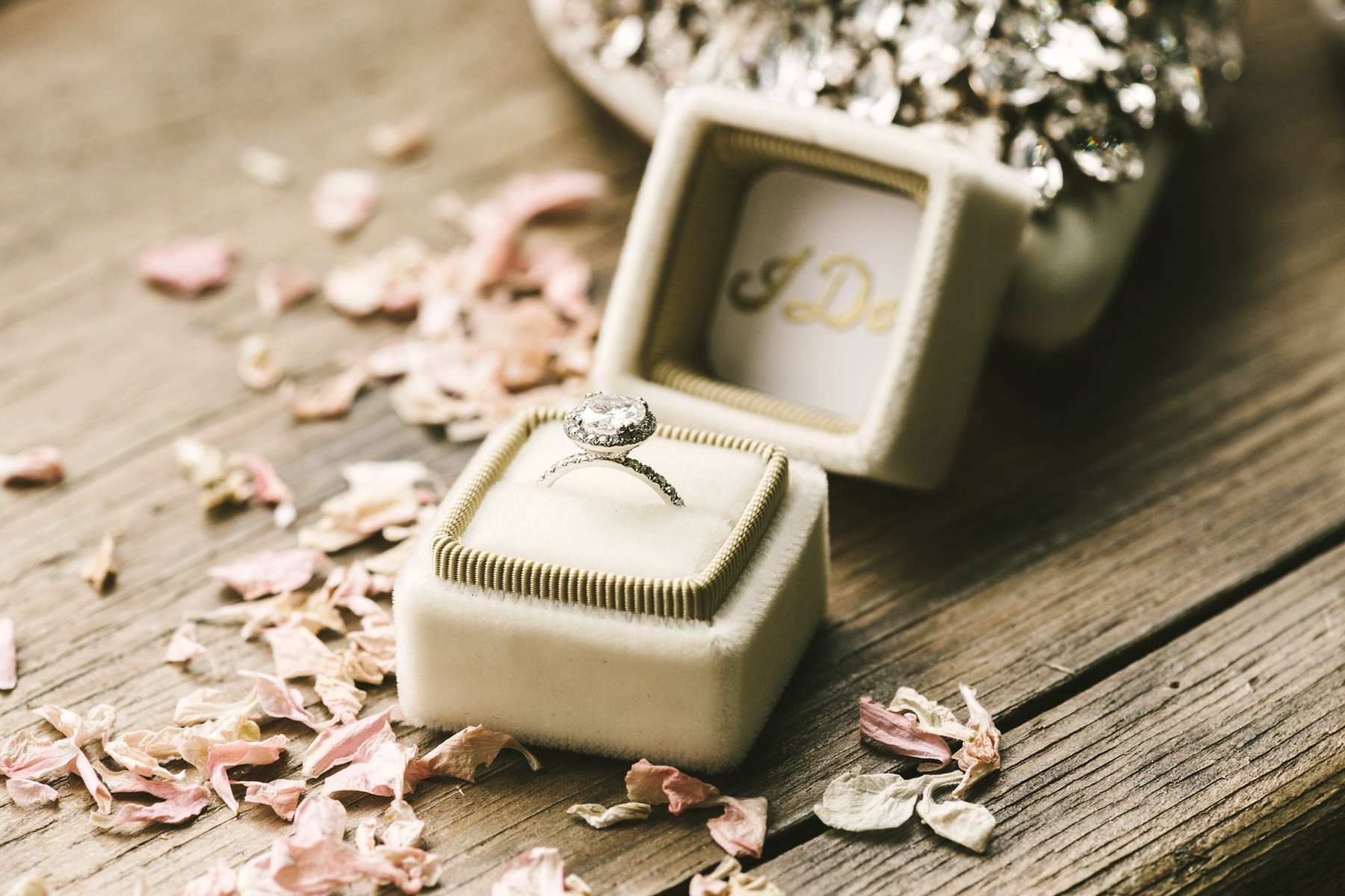 Elegant and lovely bride engagement ring
