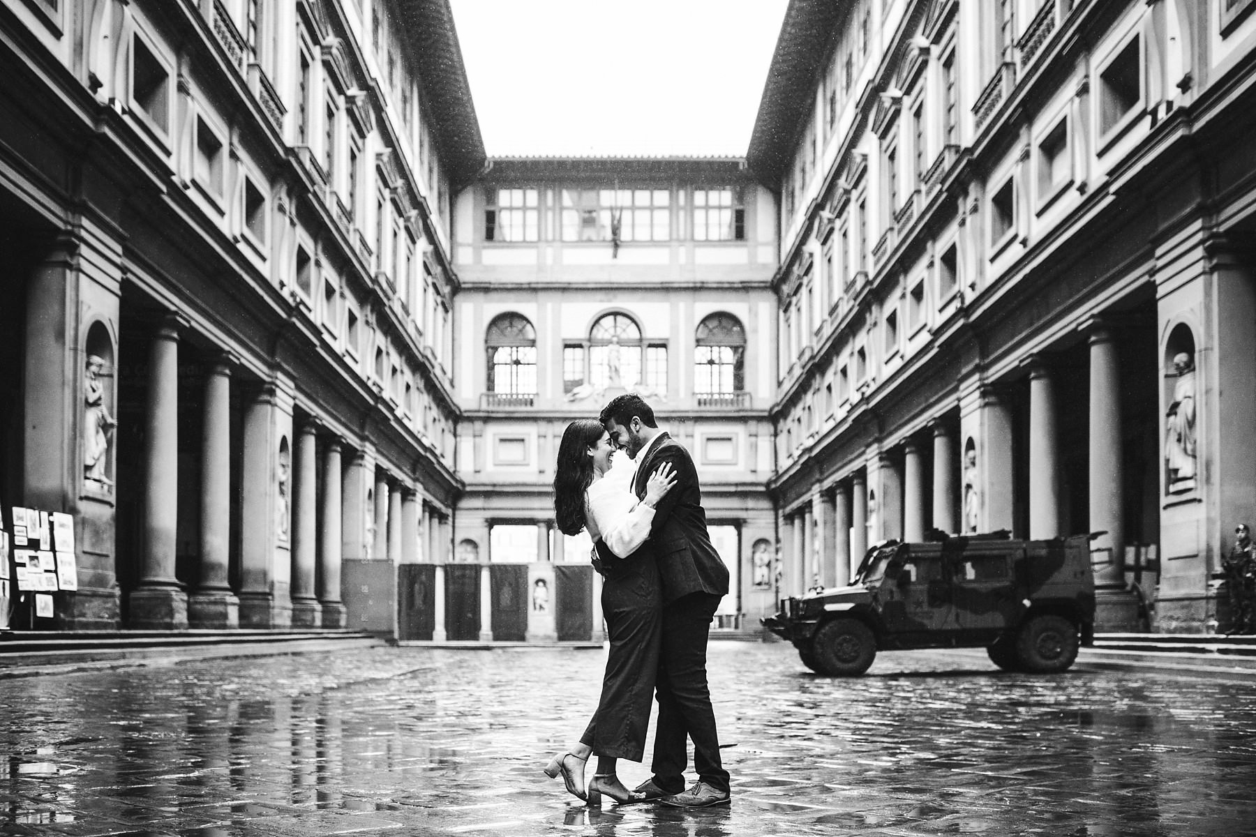 Looking for something unique? Choose the magic of winter engagement photos in Florence
