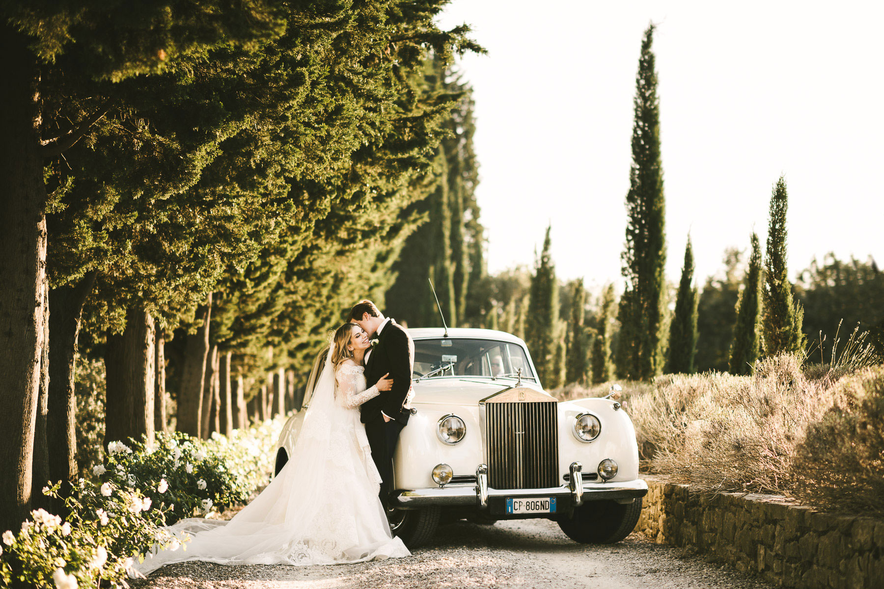 The timeless charm of a wedding in Tuscany, at Villa Mangiacane