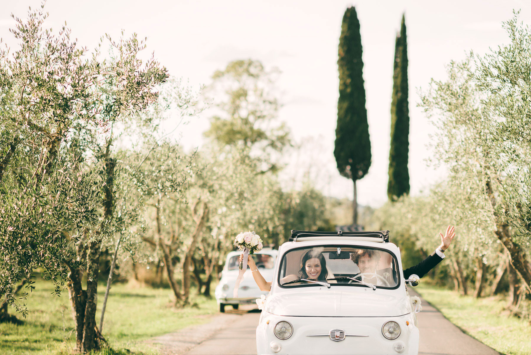 Elegant and unforgettable Florence countryside destination wedding at Villa Medicea di Lilliano