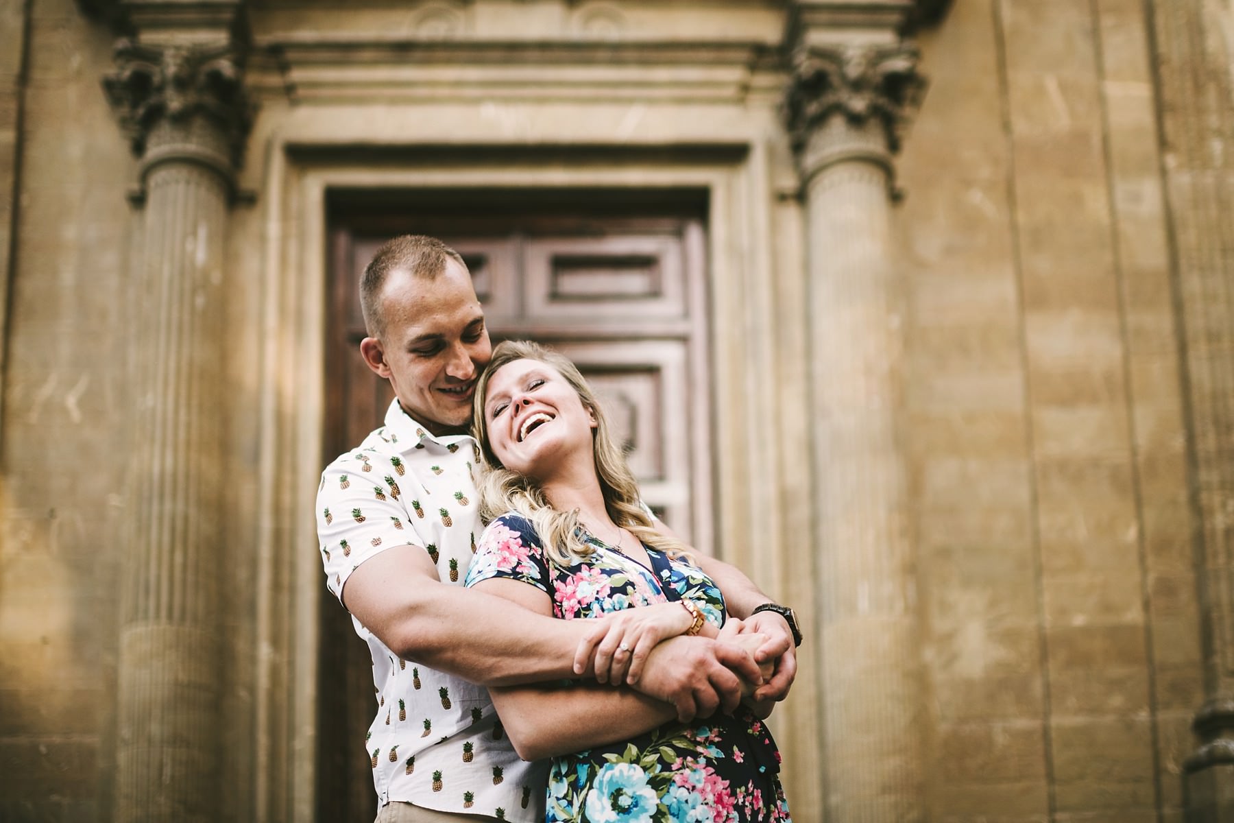 Enjoy your vacation and commemorate a magic moment with an engagement photo session in Florence