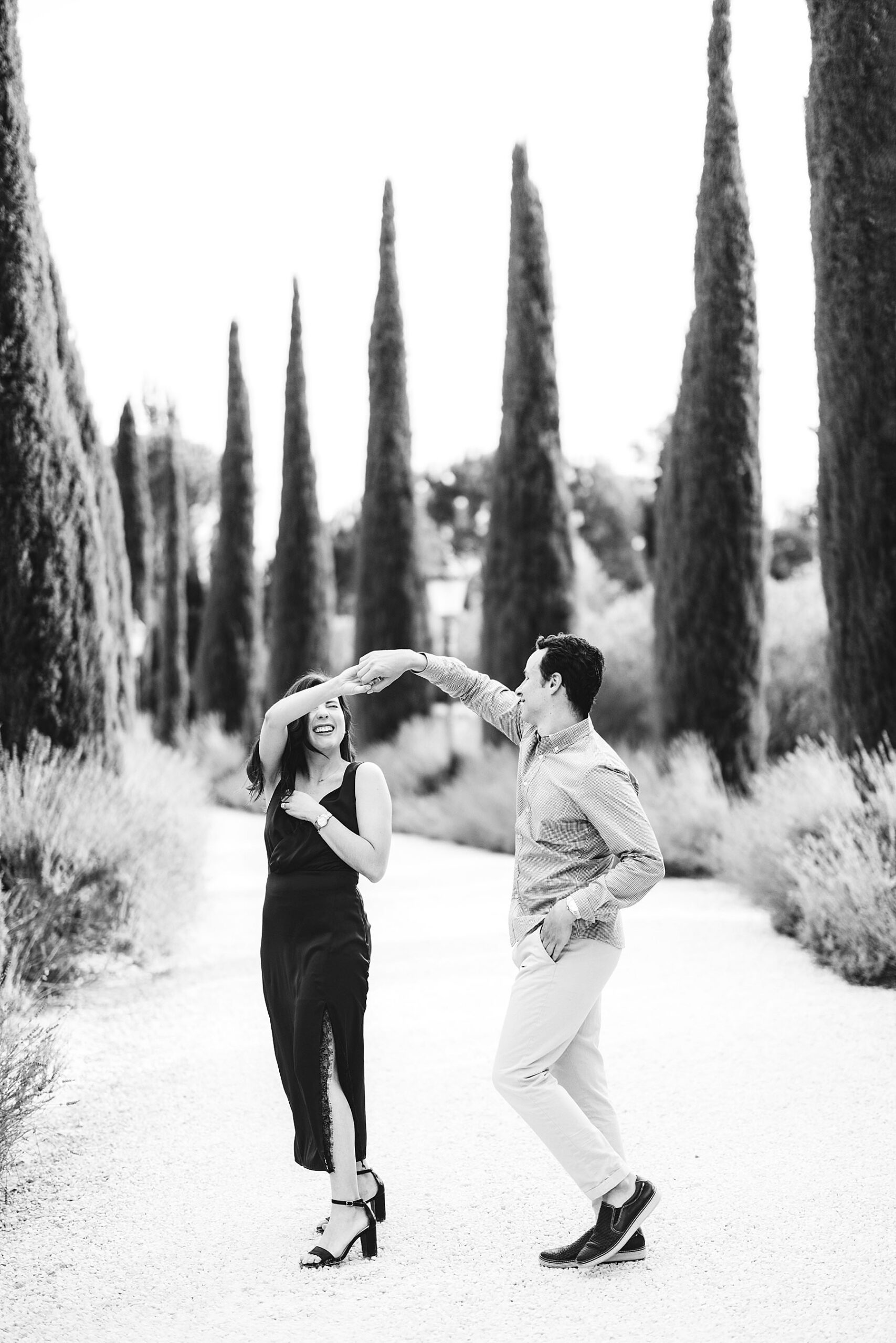 Celebrate the love with an exciting and fun engagement session in the unforgettable and evocative typical Tuscan resort like as the Borgo Santo Pietro