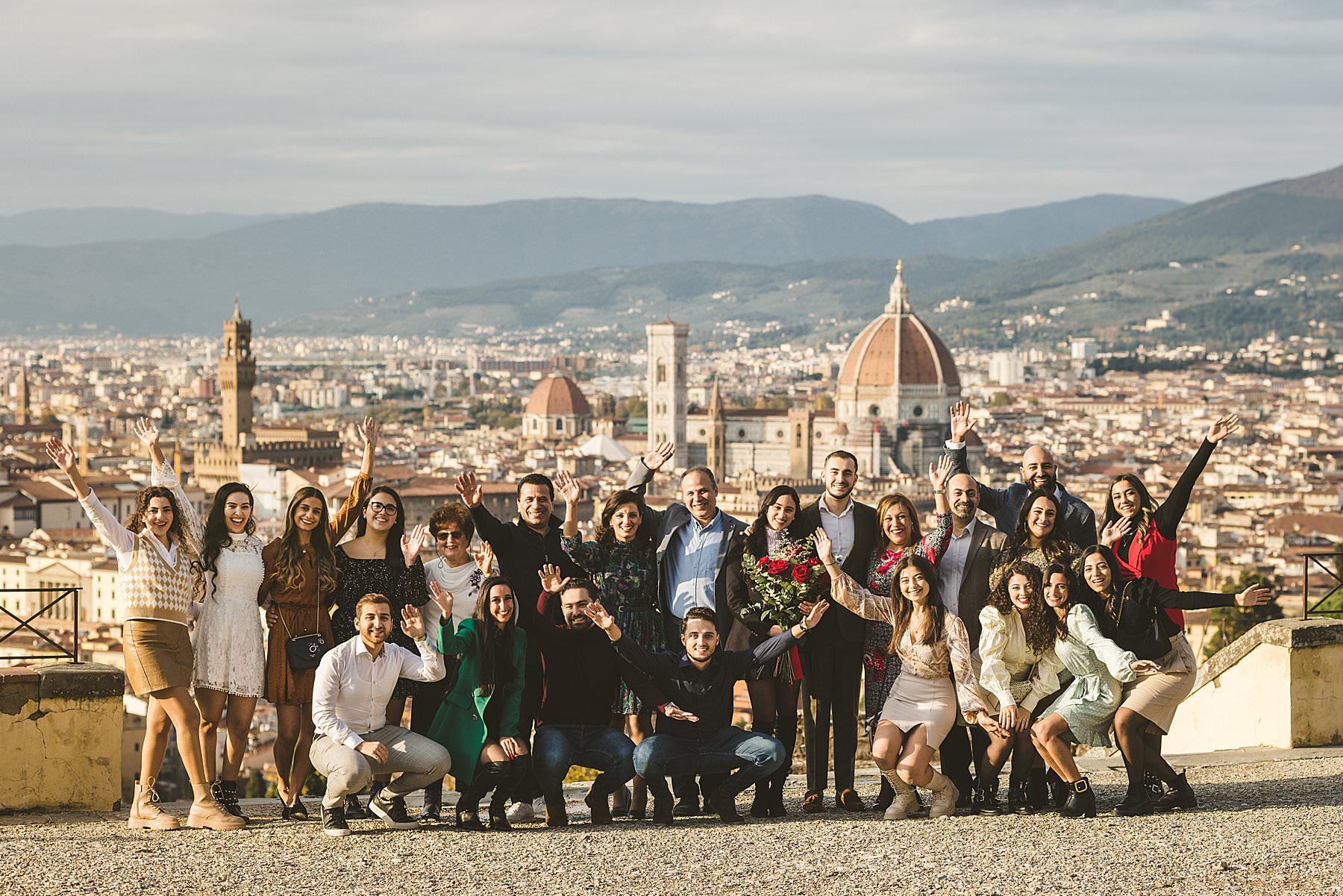Truly unique secret proposal in Florence with most important friends and family