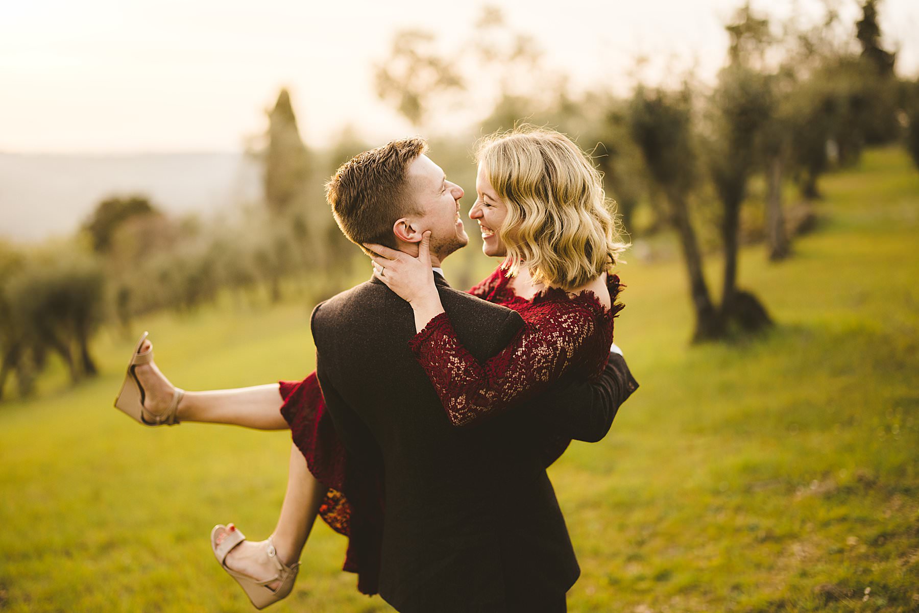 Emotional, romantic and joyful wedding anniversary photo shoot in rolling hills of Chianti