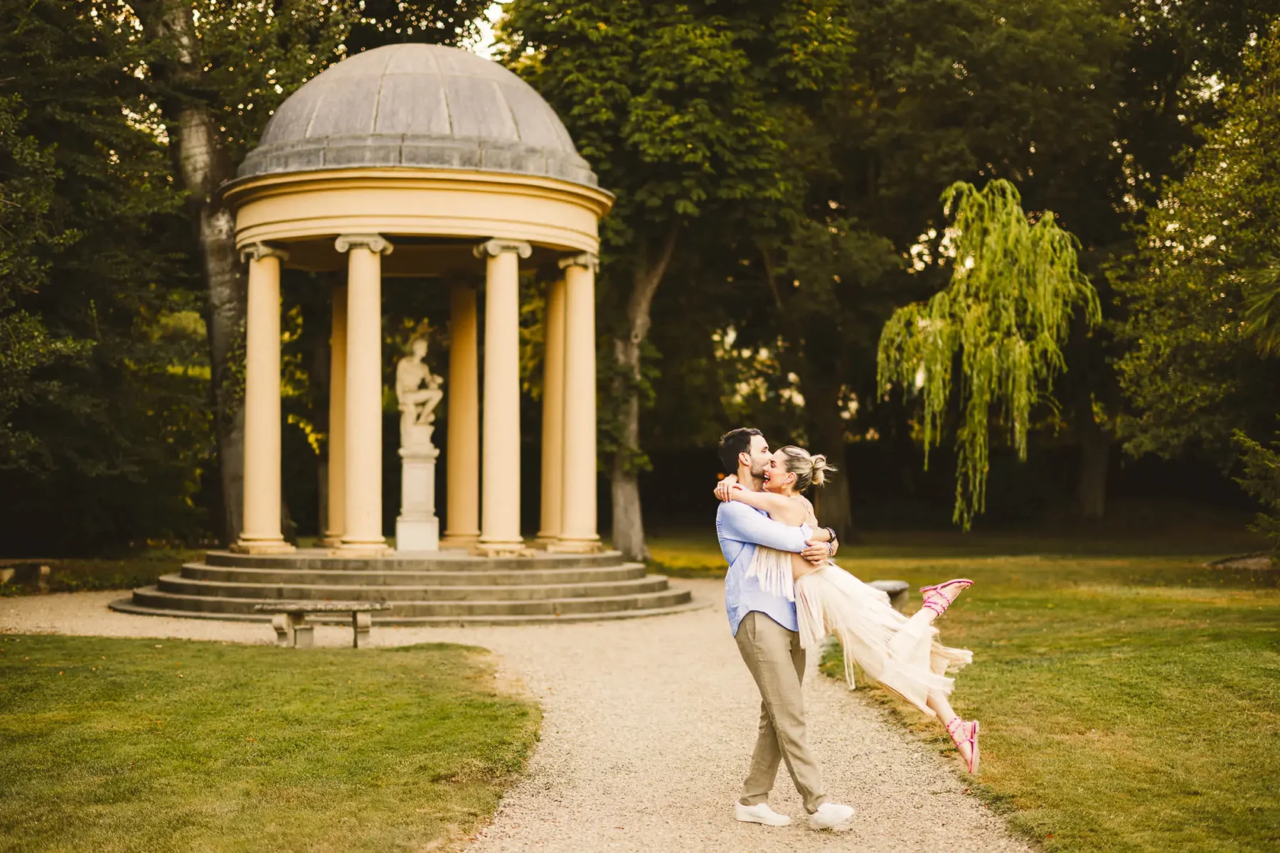 Romantic than an unexpected wedding proposal in Florence at Hotel Four Seasons