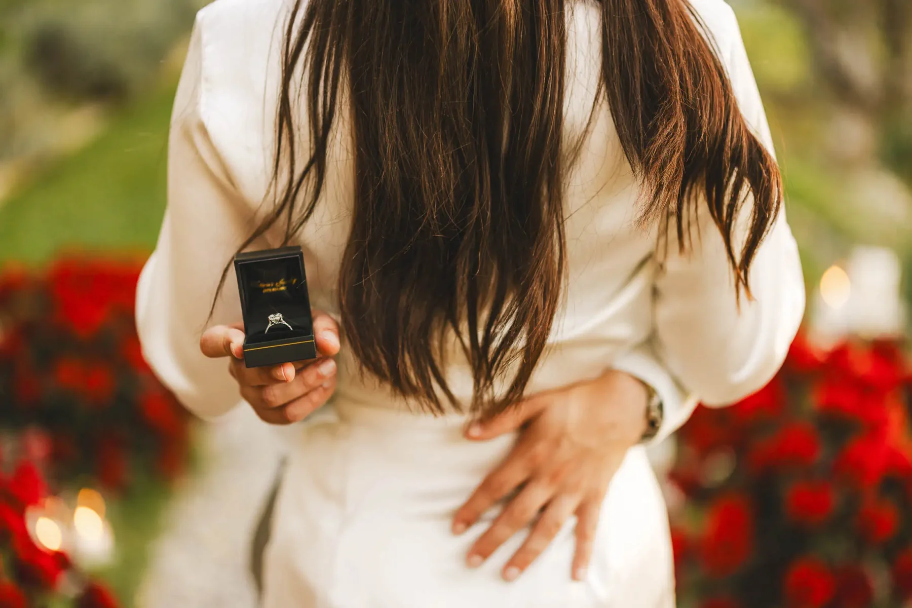 Elegant and romantic couple photo shoot at charming Castello di Vicarello in the countryside of Tuscany