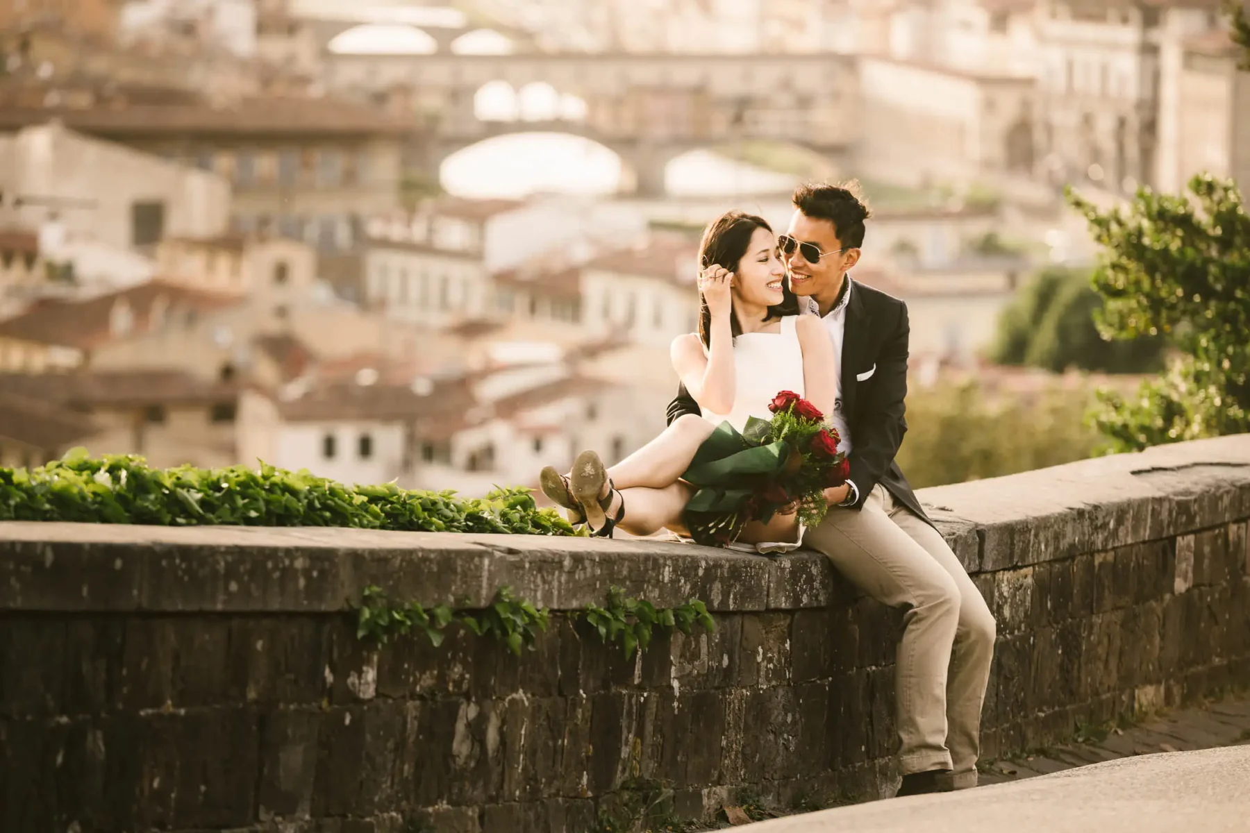 Surprise proposal photo session in Florence panoramic view