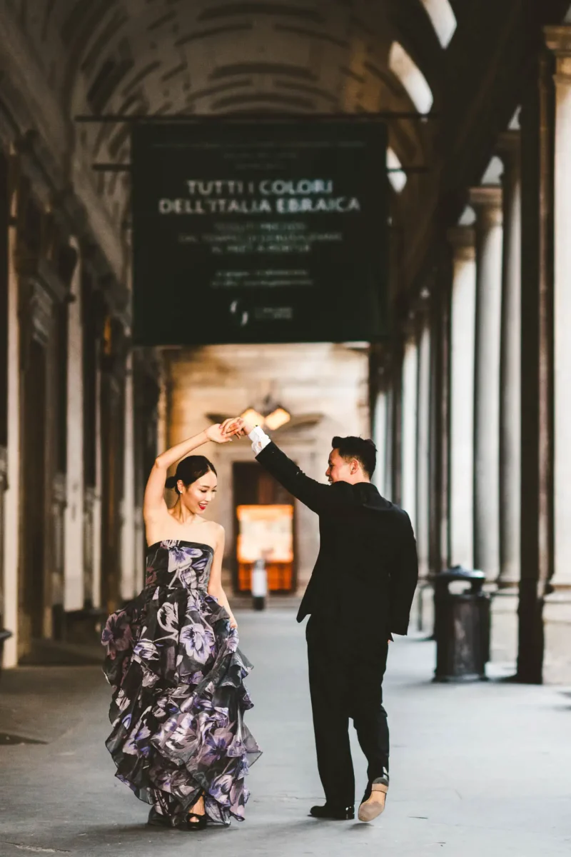 Having both engagement and wedding photos taken by the same person is one of the best gifts you can give to yourself. Not only because you will double the number of incredible images of your love to cherish, but also because you get the chance to familiarize yourself with your photographer and get comfortable in front of the camera