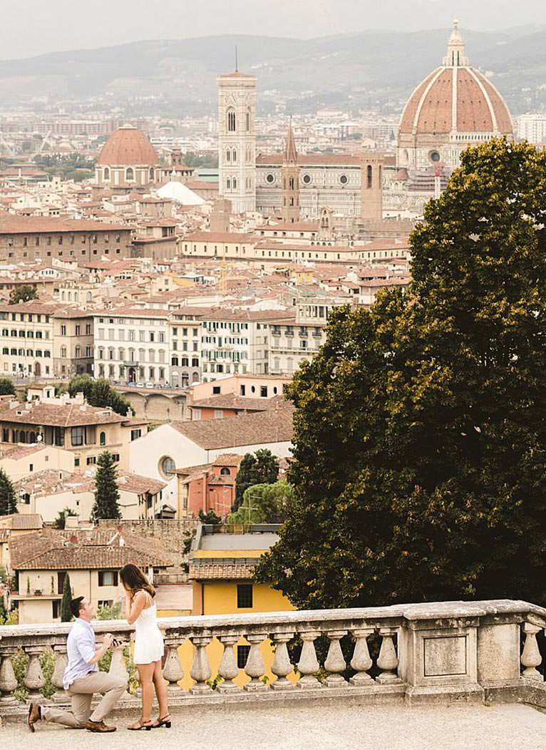 An unforgettable day in Florence… with a surprise proposal photographer!