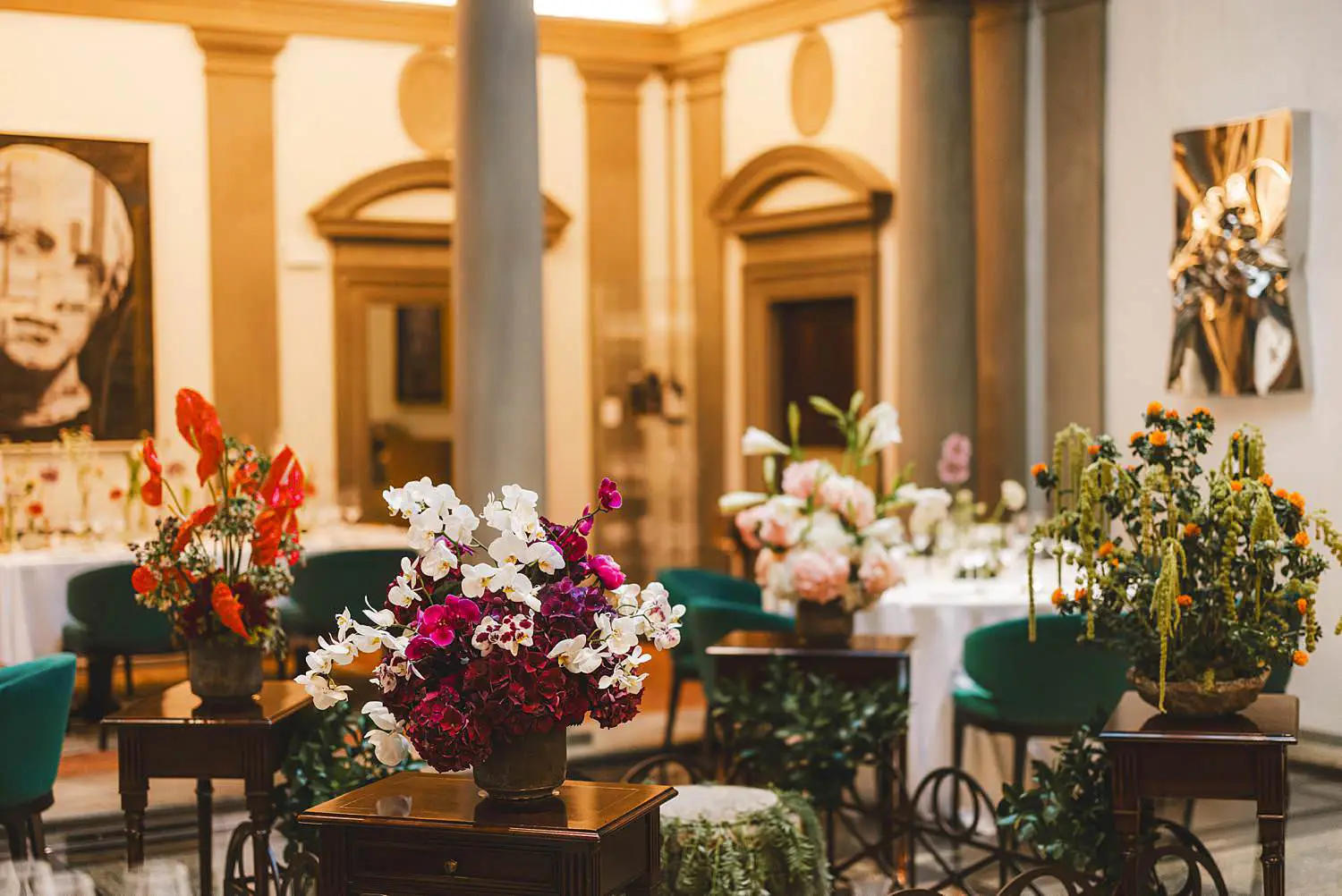 Elegance details at Atto di Vito Mollica restaurant for Kate & Cameron’s welcome dinner in Florence