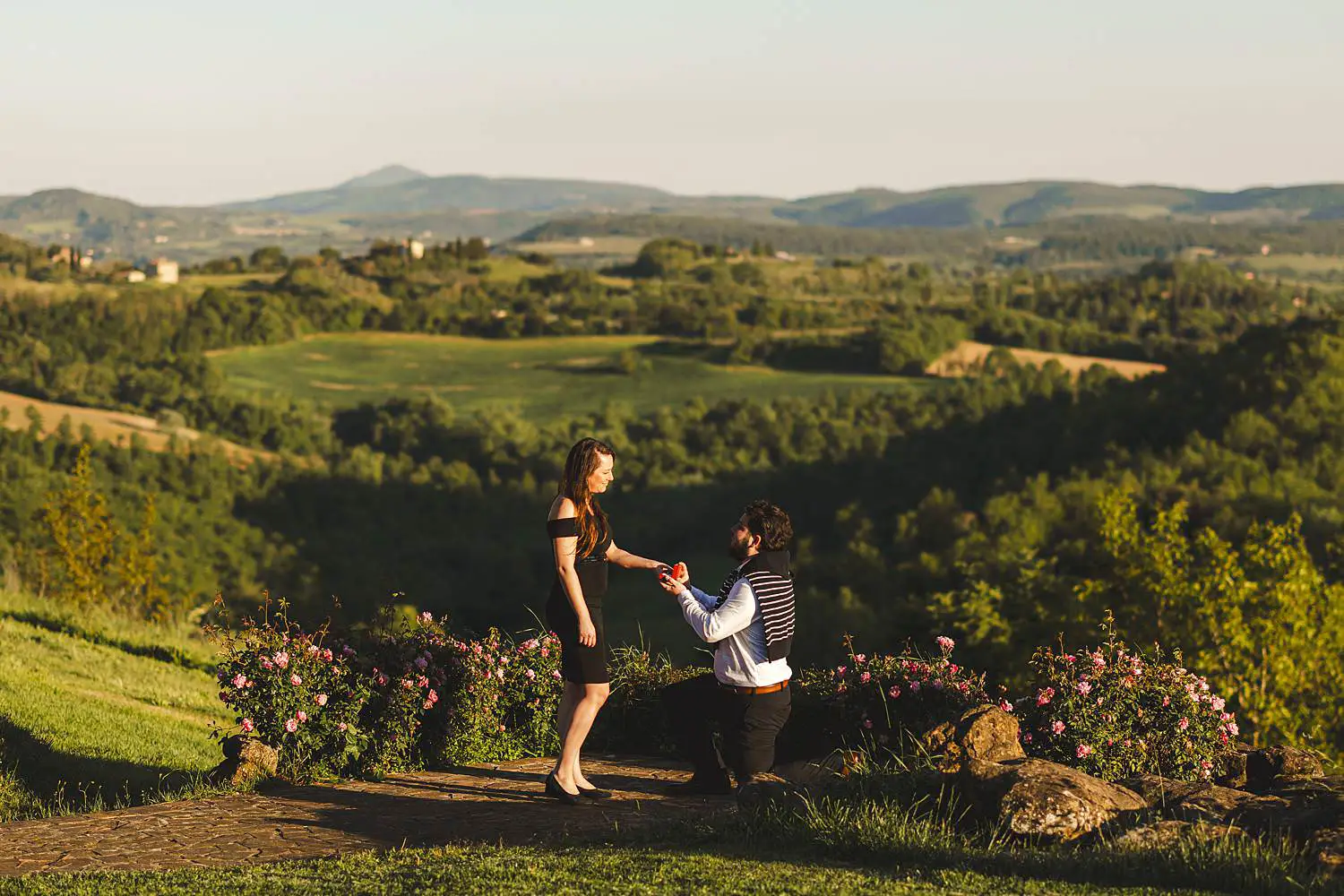 Romantic Surprise Proposal in Val d’Orcia Tuscany Engagement