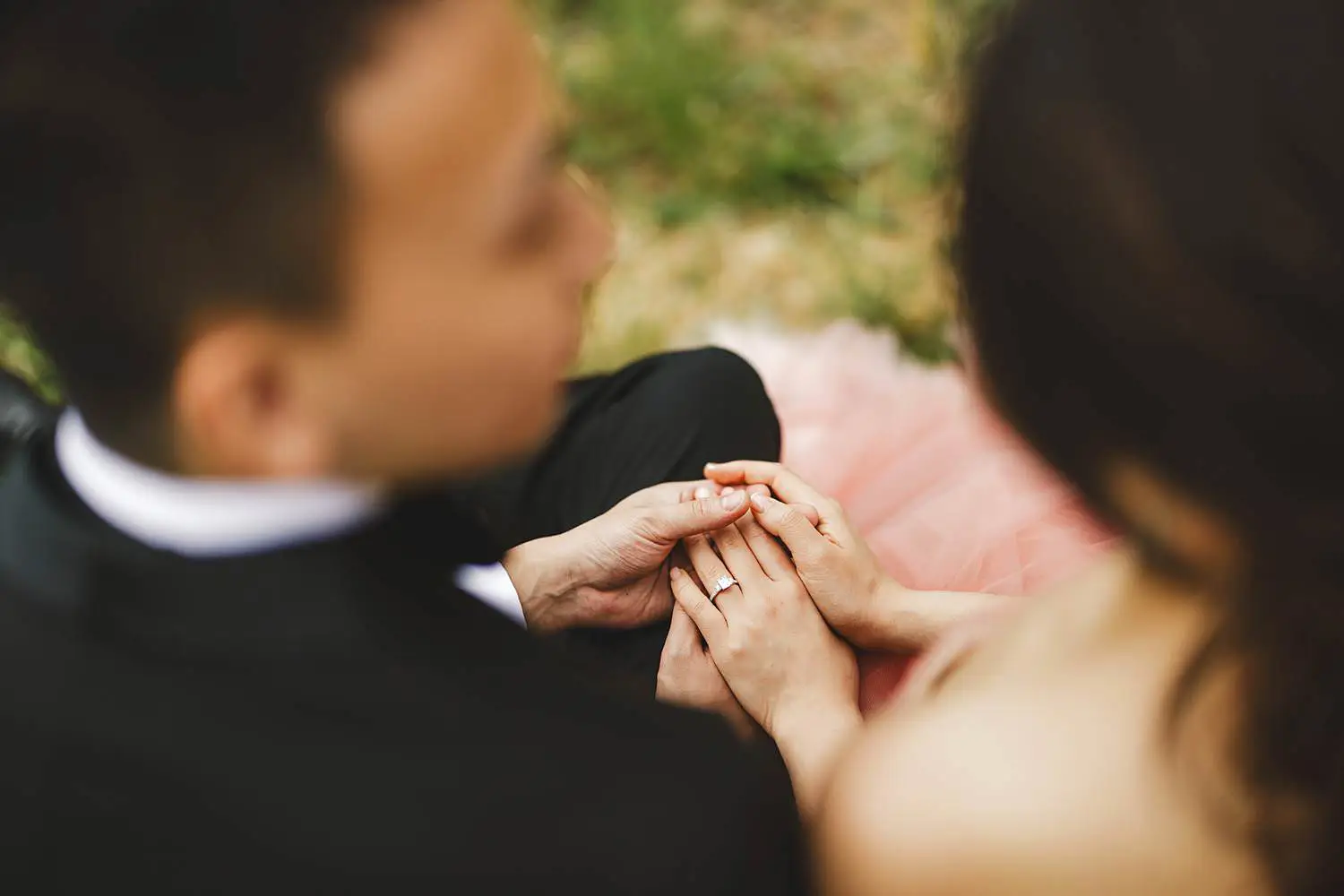 Romantic and timeless pre-wedding couple shoot in the Chianti countryside