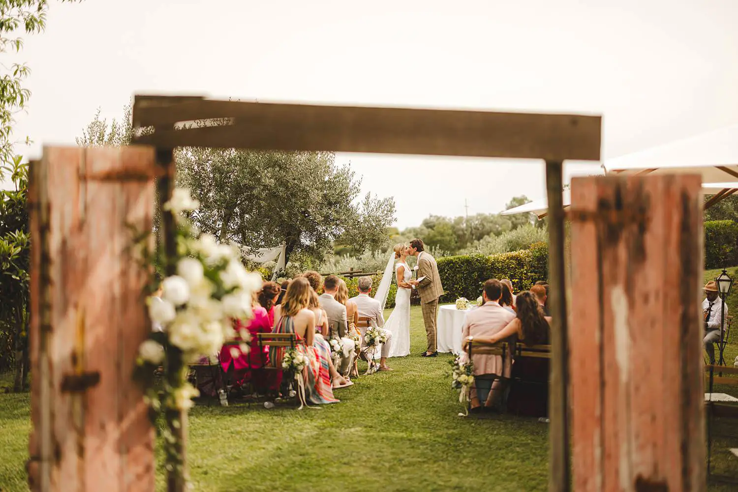 Romantic Wedding at Fattoria Quercia al Poggio, Chianti