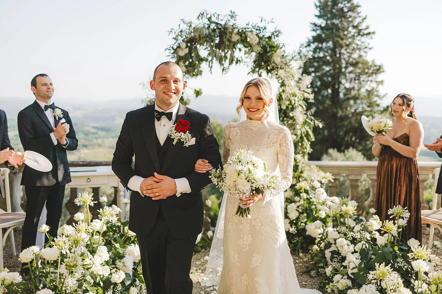 Bride and groom are just married at Villa Belvedere in Loro Ciuffenna