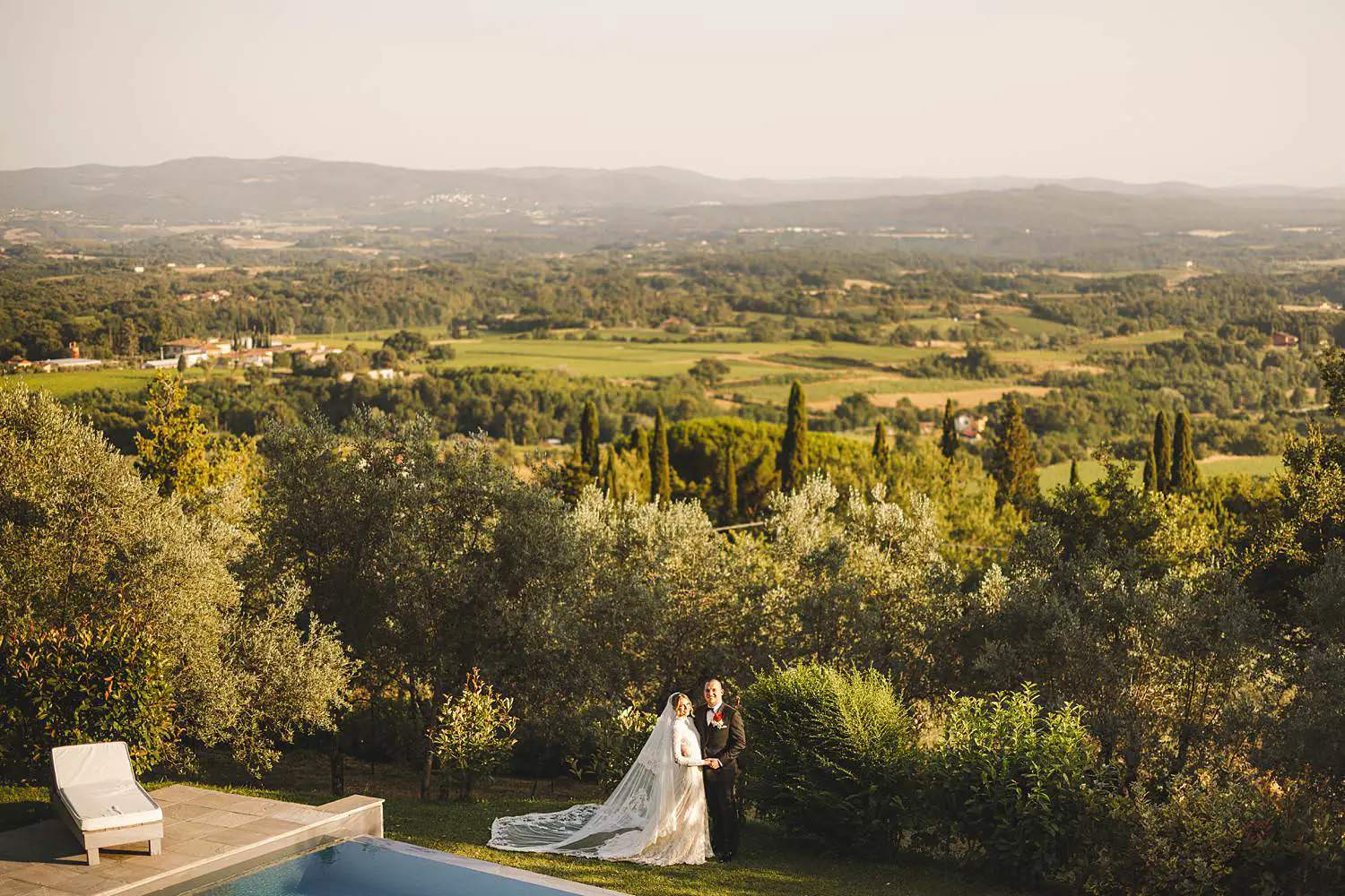 A romantic and intimate Villa Belvedere wedding in Tuscany