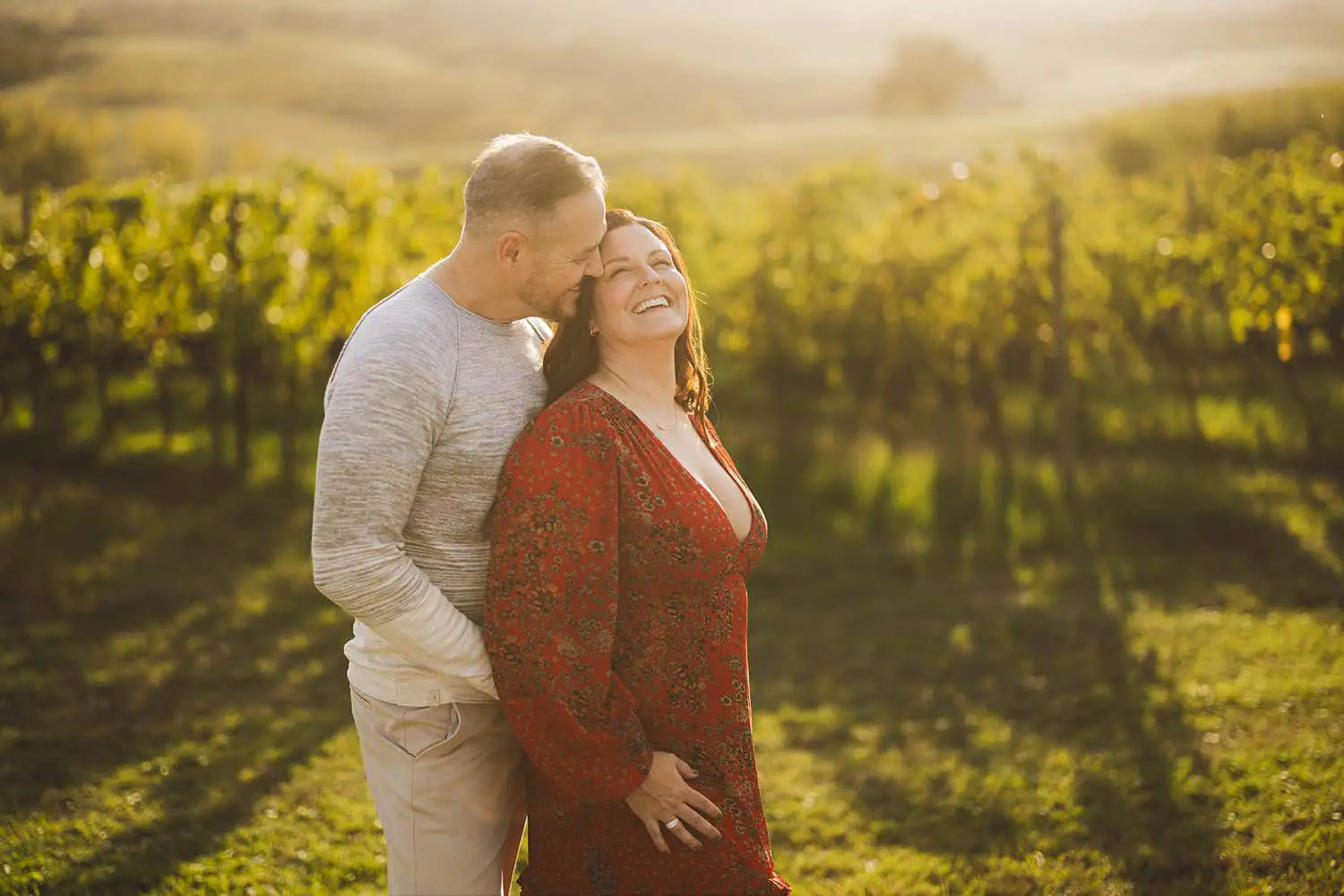 Candid and spontaneous family photographer in Tuscany countryside near Siena and Val d’Orcia